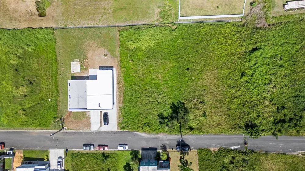 . URB. MIRADOR DE PALMER, MAMEYES WARD SOLAR #55 Rio Grande, PR 00745