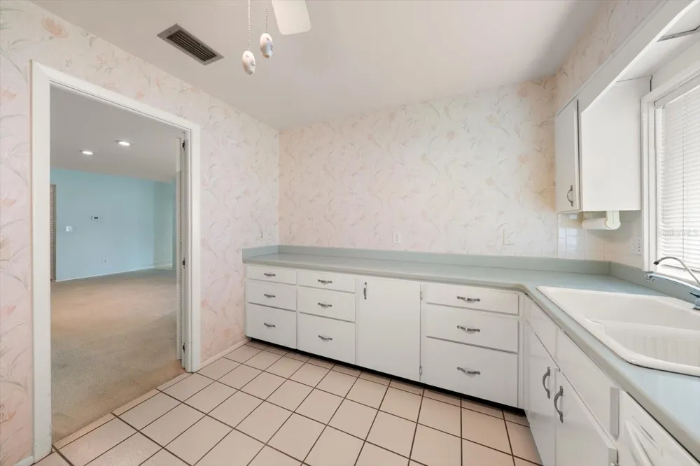 100 BLUFF VIEW DRIVE #114A Belleair Bluffs, FL 33770