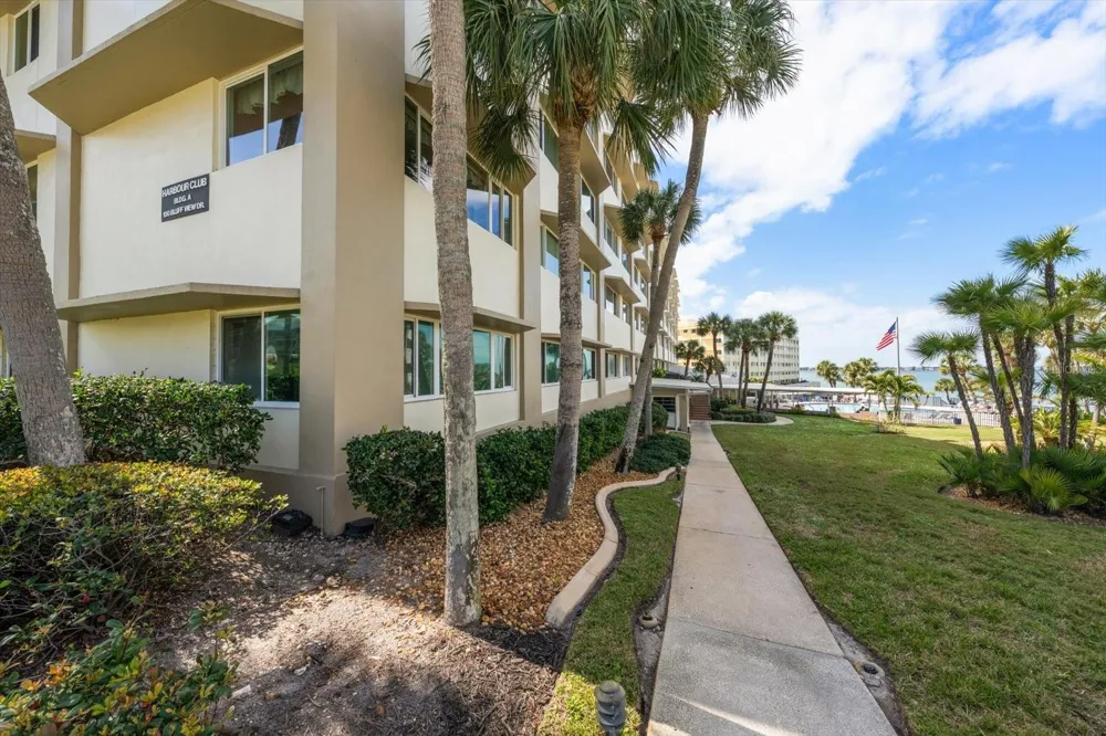 100 BLUFF VIEW DRIVE #114A Belleair Bluffs, FL 33770