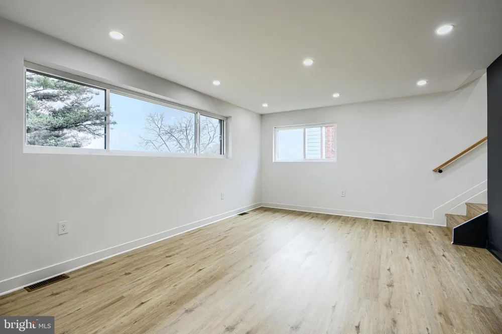 2802 STEELE ROAD Baltimore, MD 21209