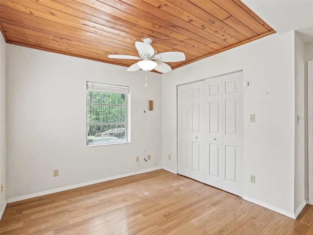 8701 CR 647 S Bushnell, FL 33513