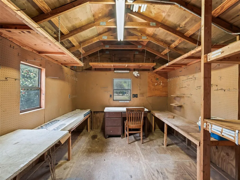 8701 CR 647 S Bushnell, FL 33513