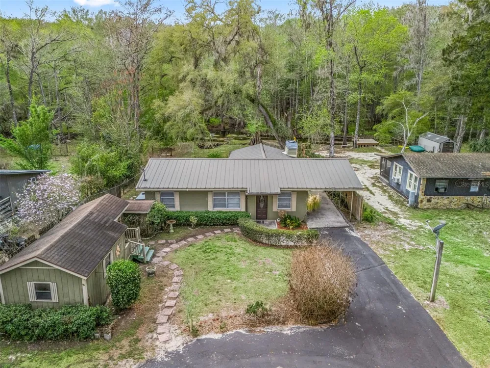 8701 CR 647 S Bushnell, FL 33513
