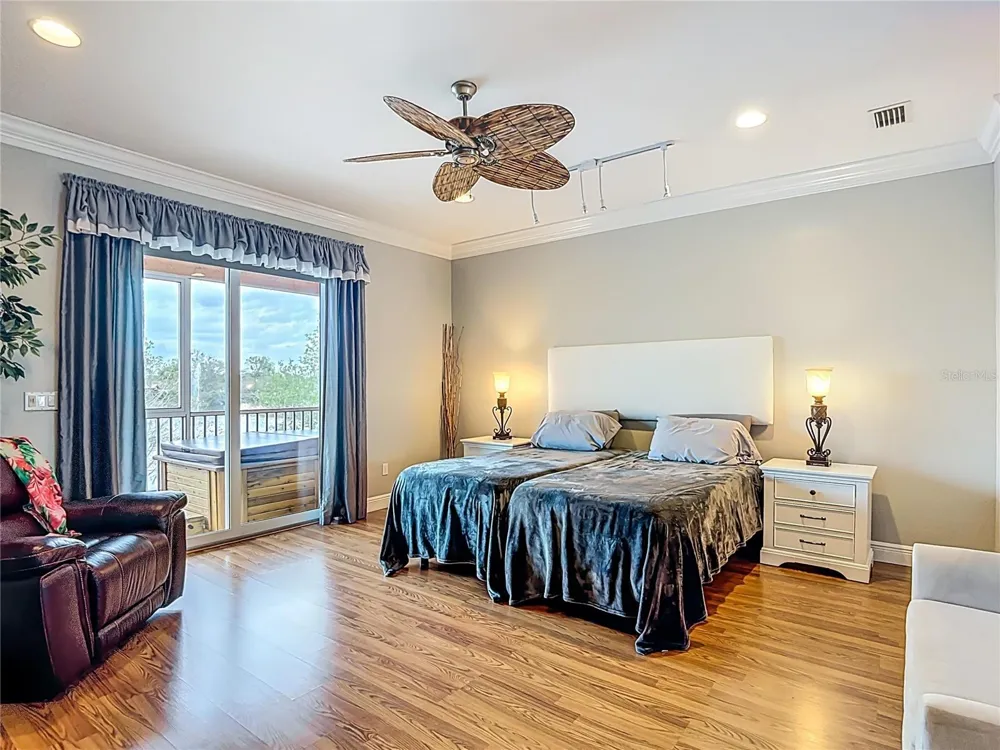 6828 SOMBRAS WAY Land O Lakes, FL 34637