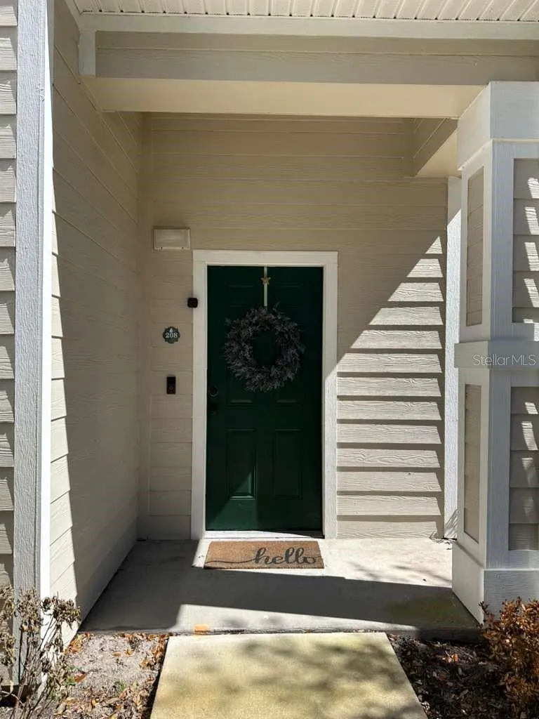 225 SOUTHERN PECAN CIRCLE #208 Winter Garden, FL 34787