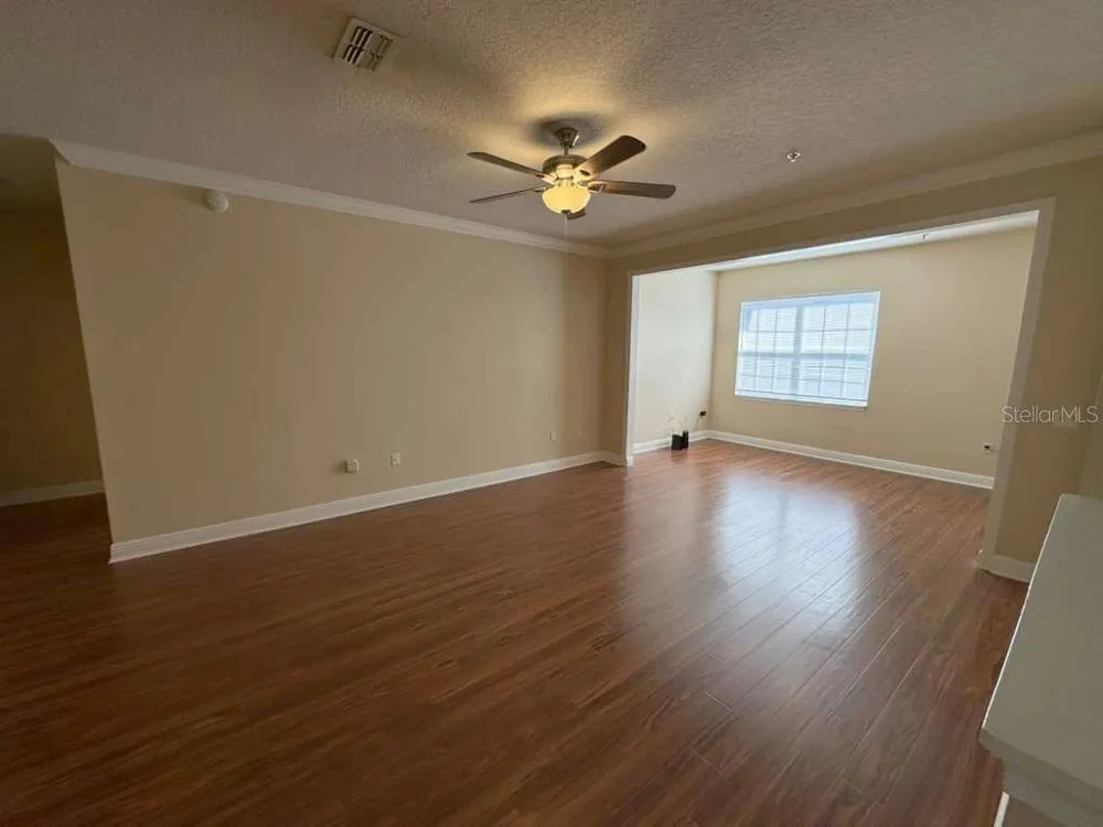 225 SOUTHERN PECAN CIRCLE #208 Winter Garden, FL 34787