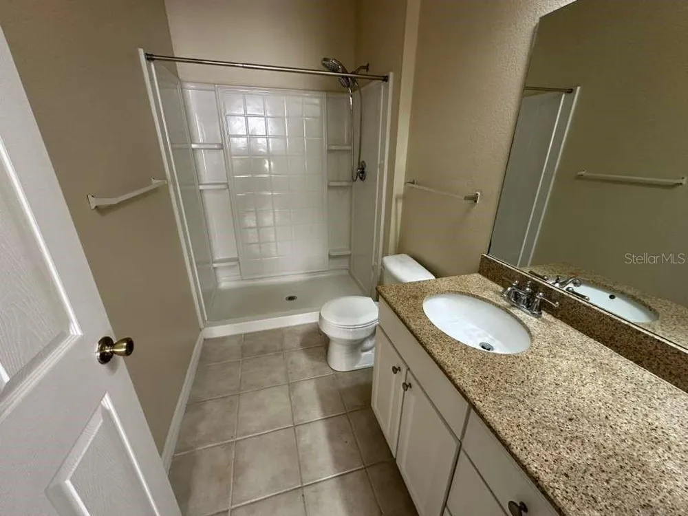 225 SOUTHERN PECAN CIRCLE #208 Winter Garden, FL 34787