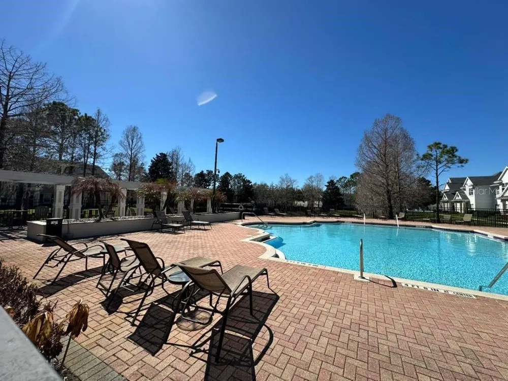 225 SOUTHERN PECAN CIRCLE #208 Winter Garden, FL 34787