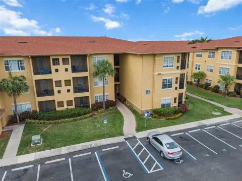 4305 BAYSIDE VILLAGE DRIVE #104