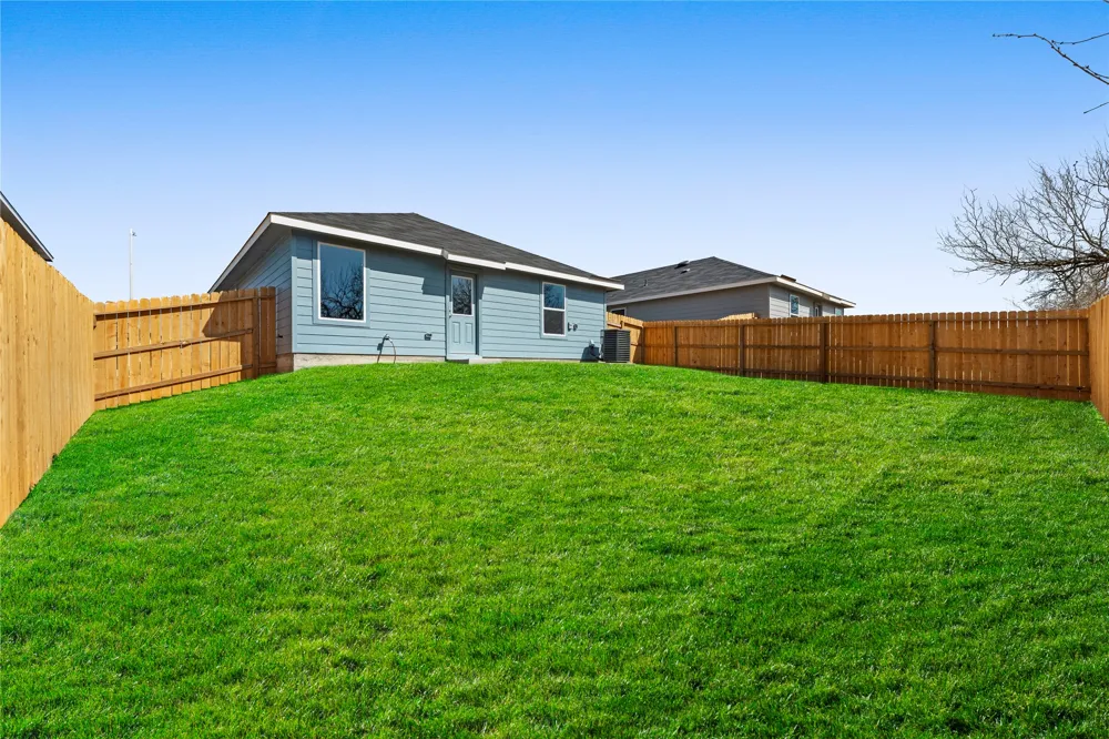410 WILD GOOSE DRIVE Luling, TX 78648