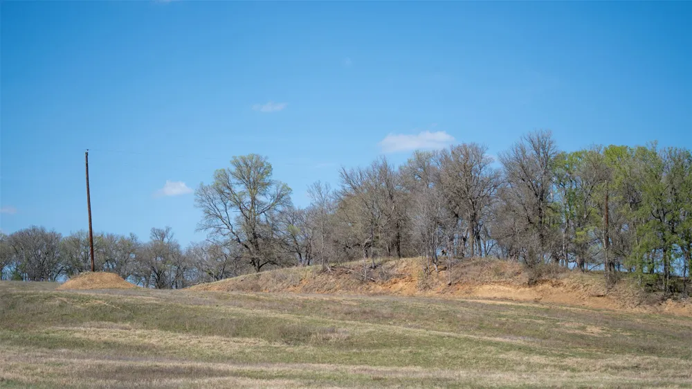 E 21st Street Cameron, TX 76520