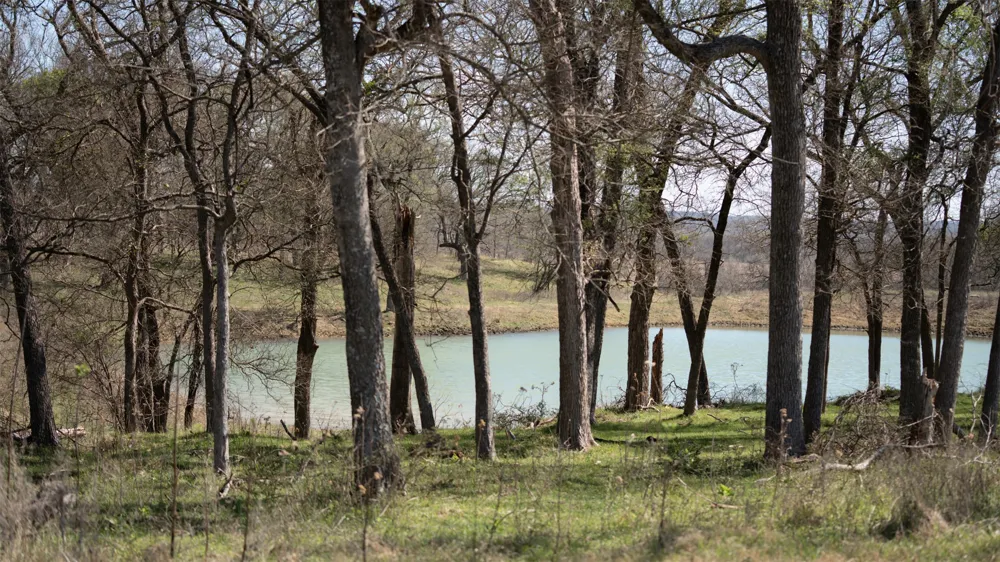 E 21st Street Cameron, TX 76520