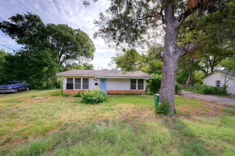300 Pecan Drive