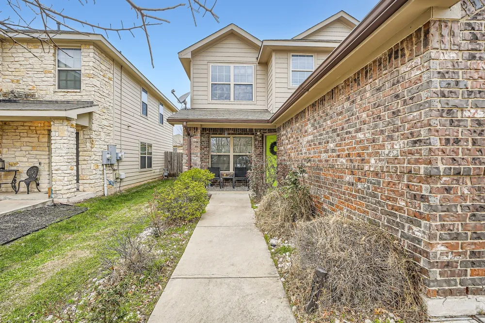 3504 Alpine Autumn Drive Austin, TX 78744