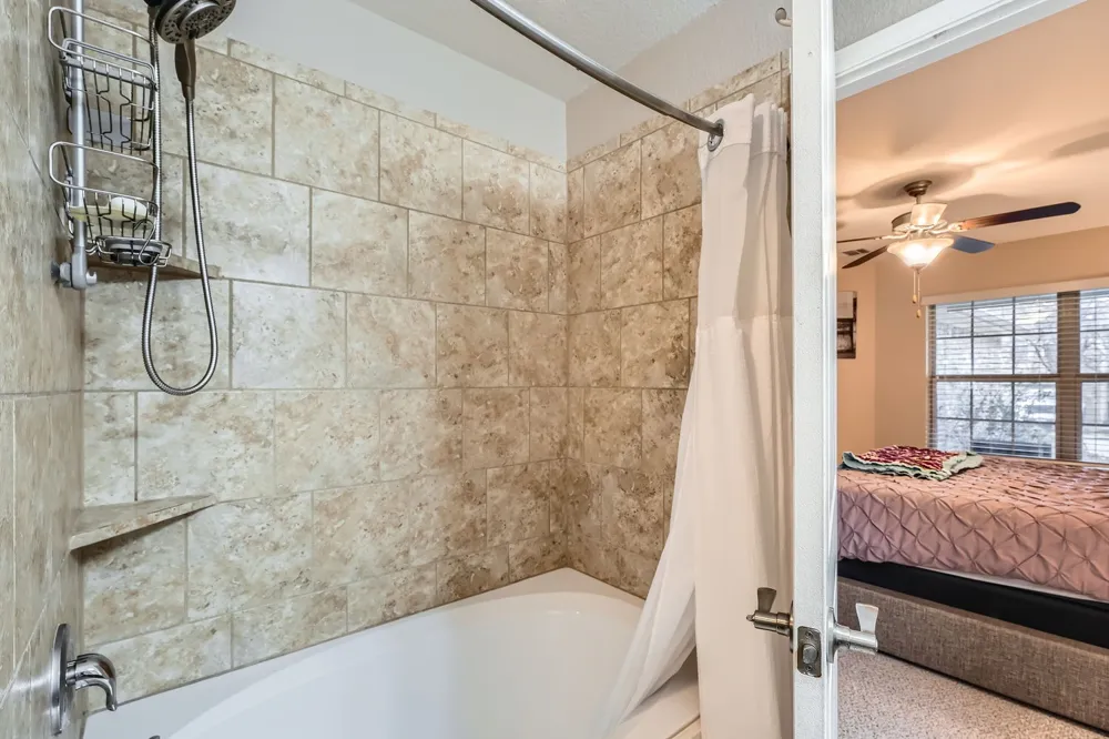 3504 Alpine Autumn Drive Austin, TX 78744