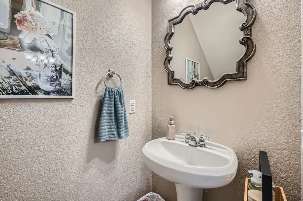3504 Alpine Autumn Drive Austin, TX 78744