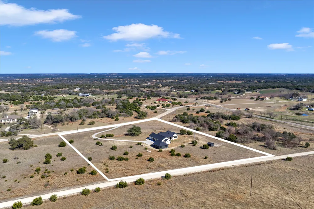 138 Cloudwood Ranch Road Briggs, TX 78608