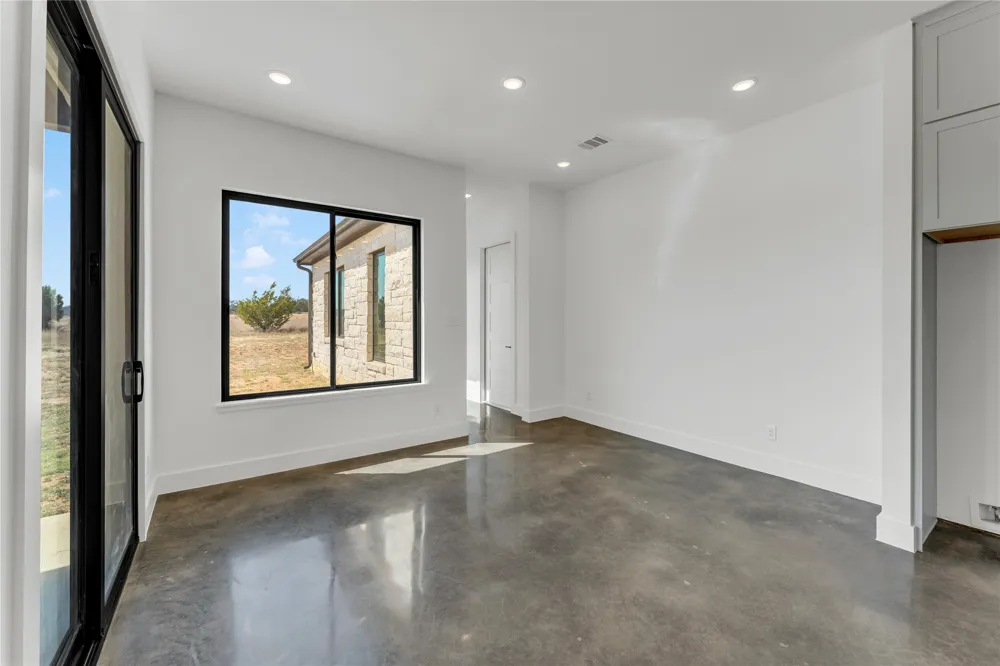 138 Cloudwood Ranch Road Briggs, TX 78608