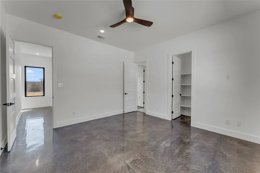 138 Cloudwood Ranch Road Briggs, TX 78608