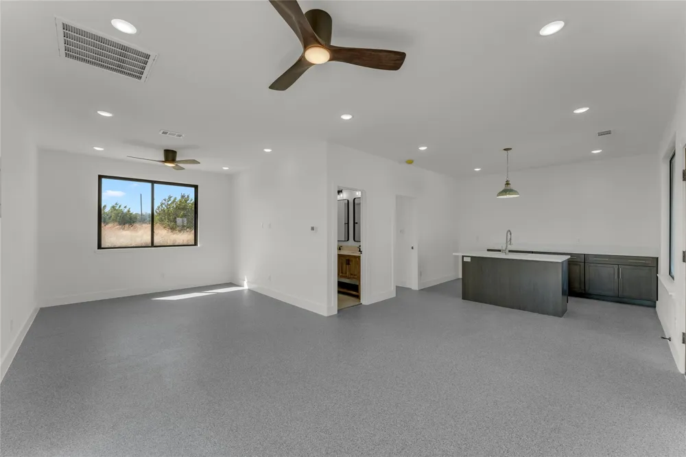 138 Cloudwood Ranch Road Briggs, TX 78608