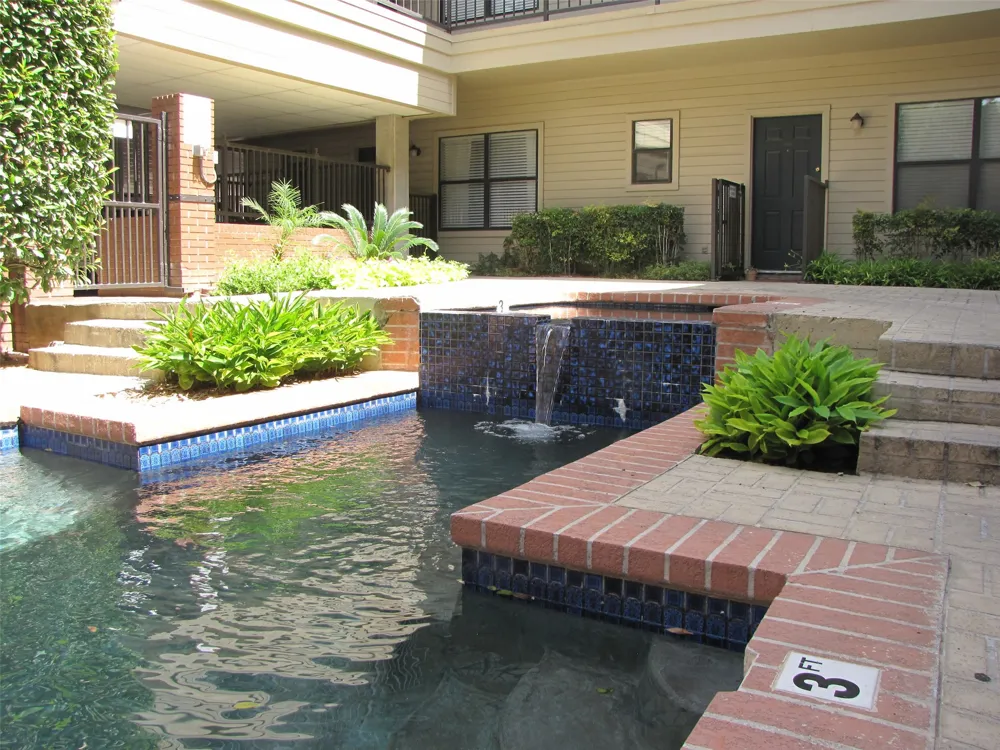 106 E 30th Street #101 Austin, TX 78705