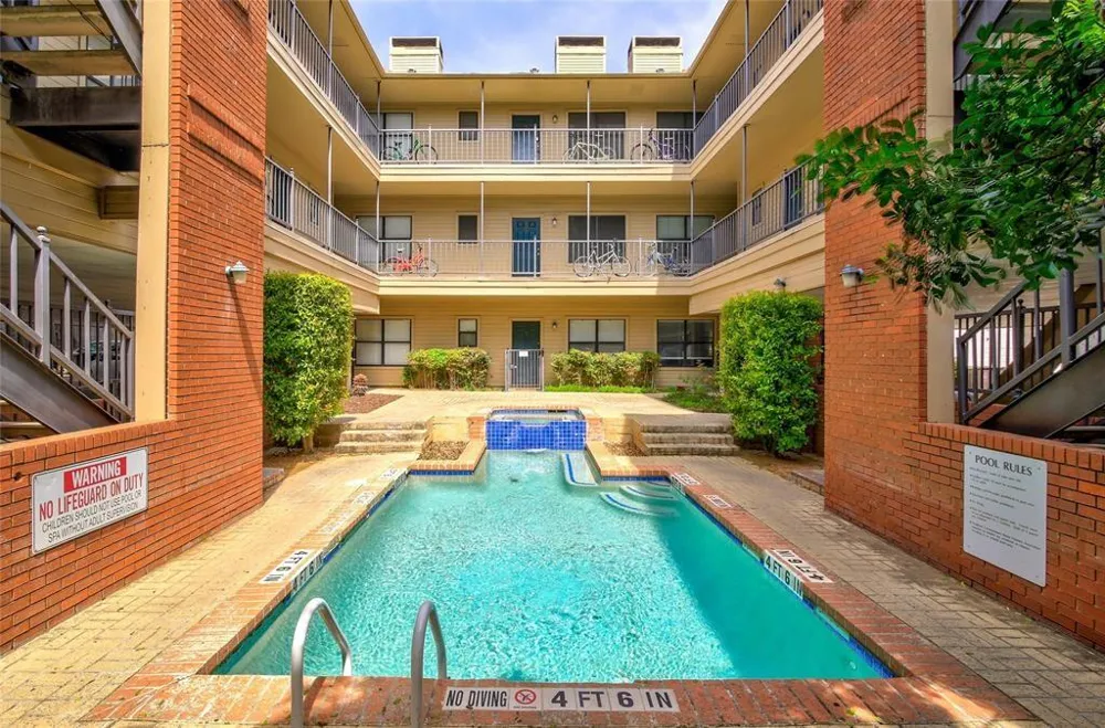 106 E 30th Street #101 Austin, TX 78705