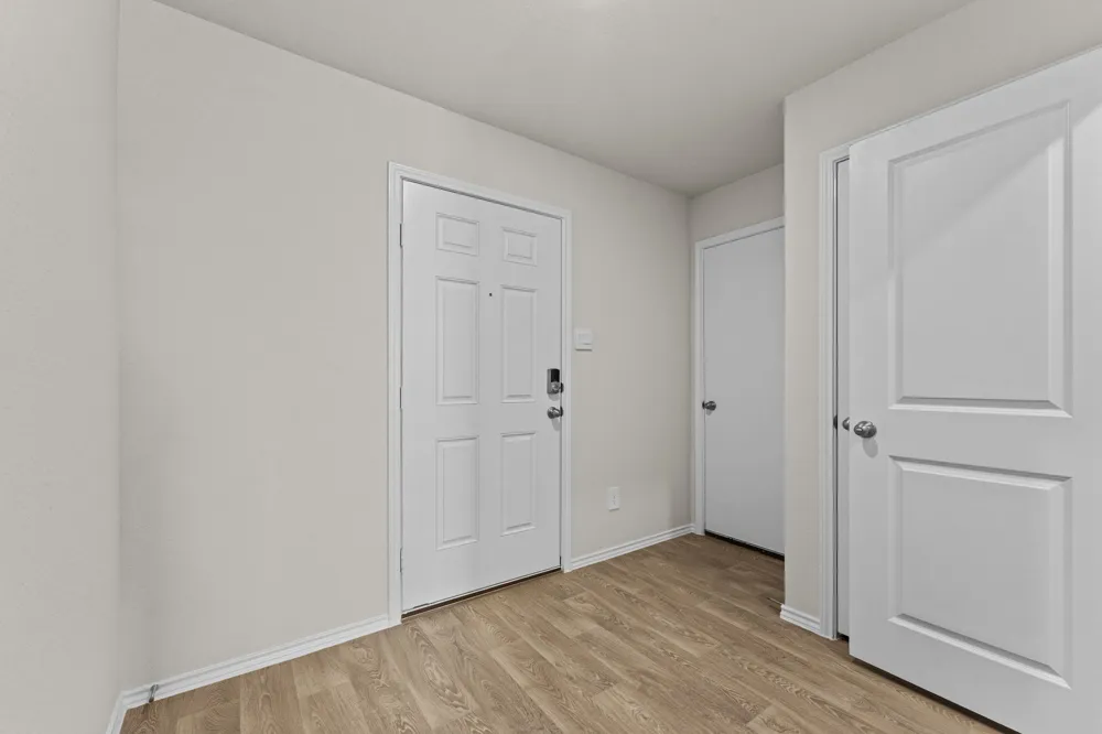 2203 LIONHEART DRIVE Luling, TX 78648