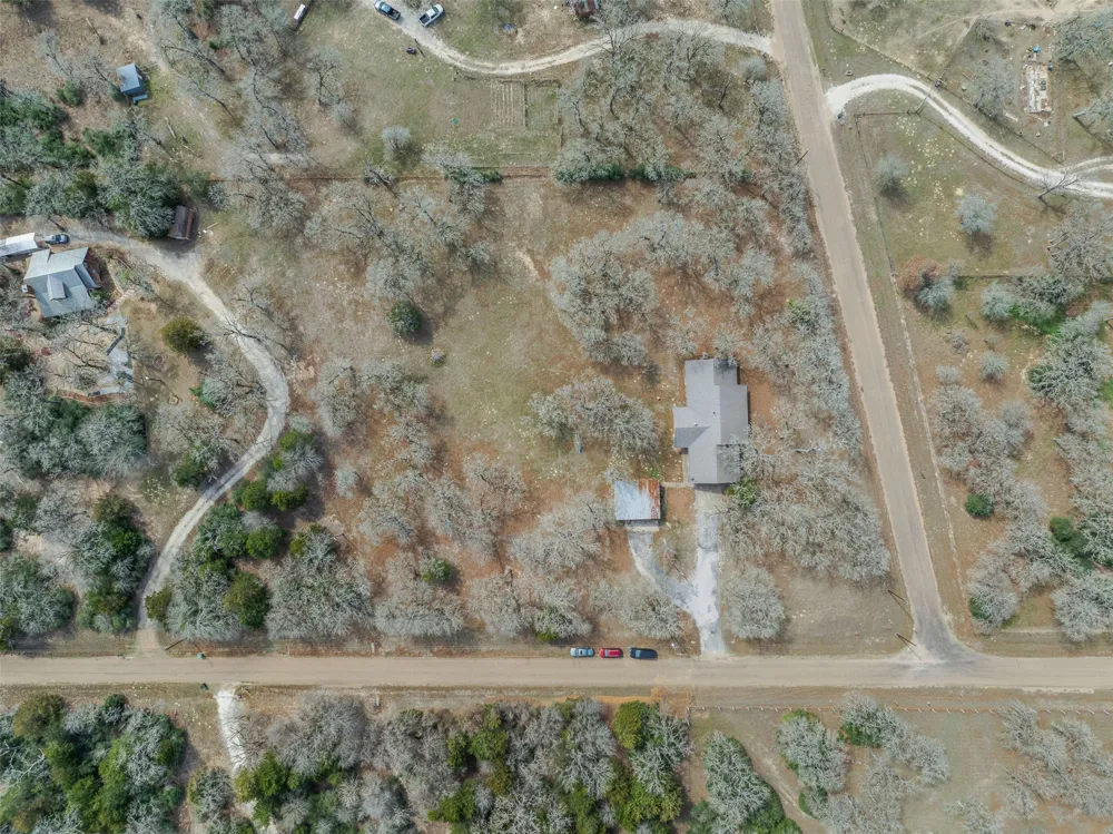 1196 Sherrill Lane Lexington, TX 78947