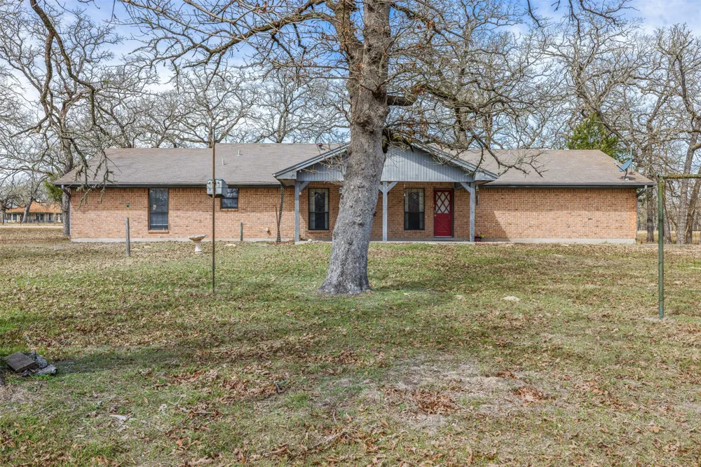 1196 Sherrill Lane Lexington, TX 78947