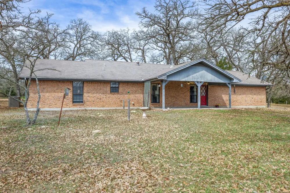1196 Sherrill Lane Lexington, TX 78947