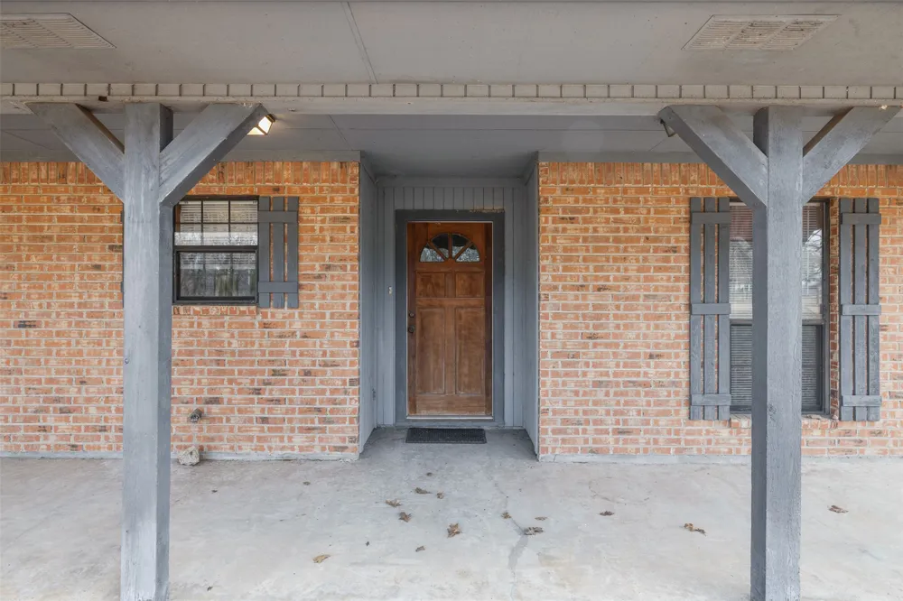 1196 Sherrill Lane Lexington, TX 78947