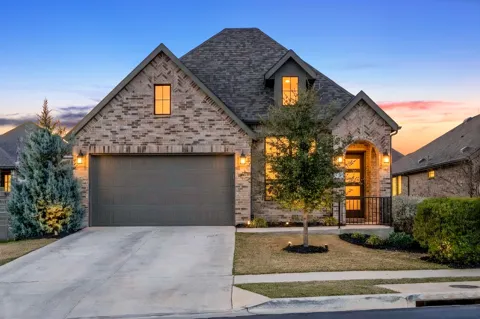 1201 Highcrest