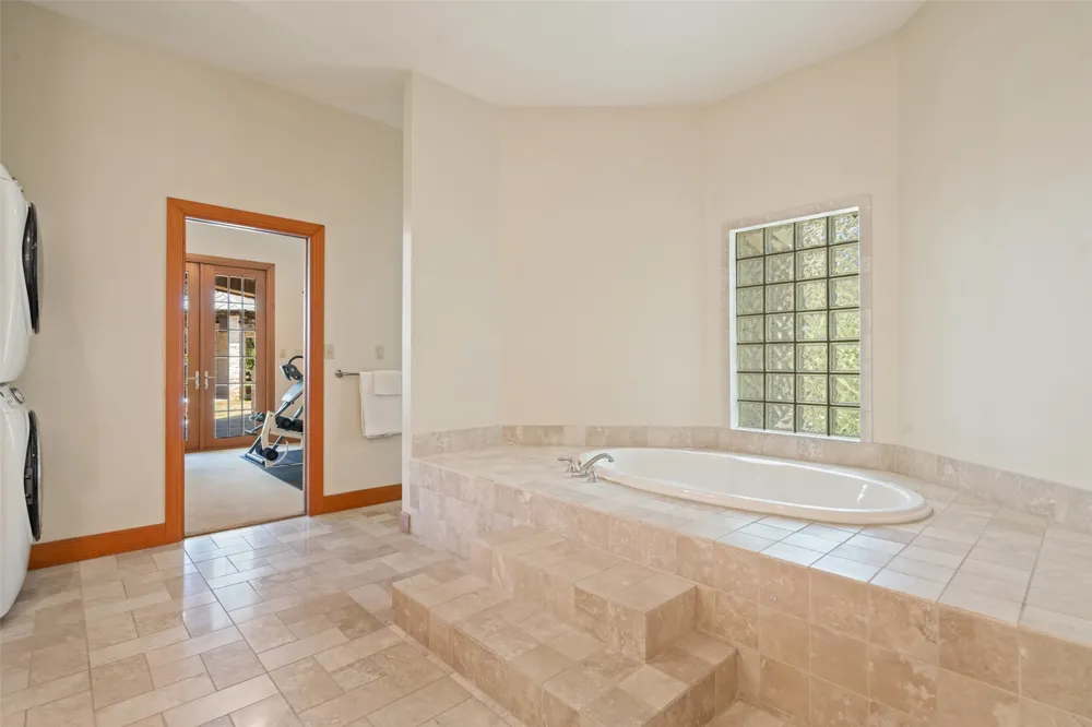 1601 Wild Basin Ledge Austin, TX 78746