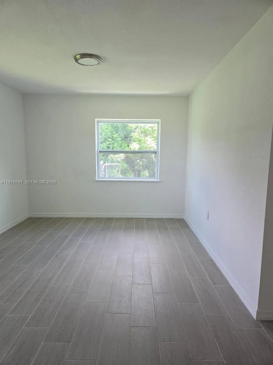 4438 E Riverside Drive Fort Myers, FL 33905