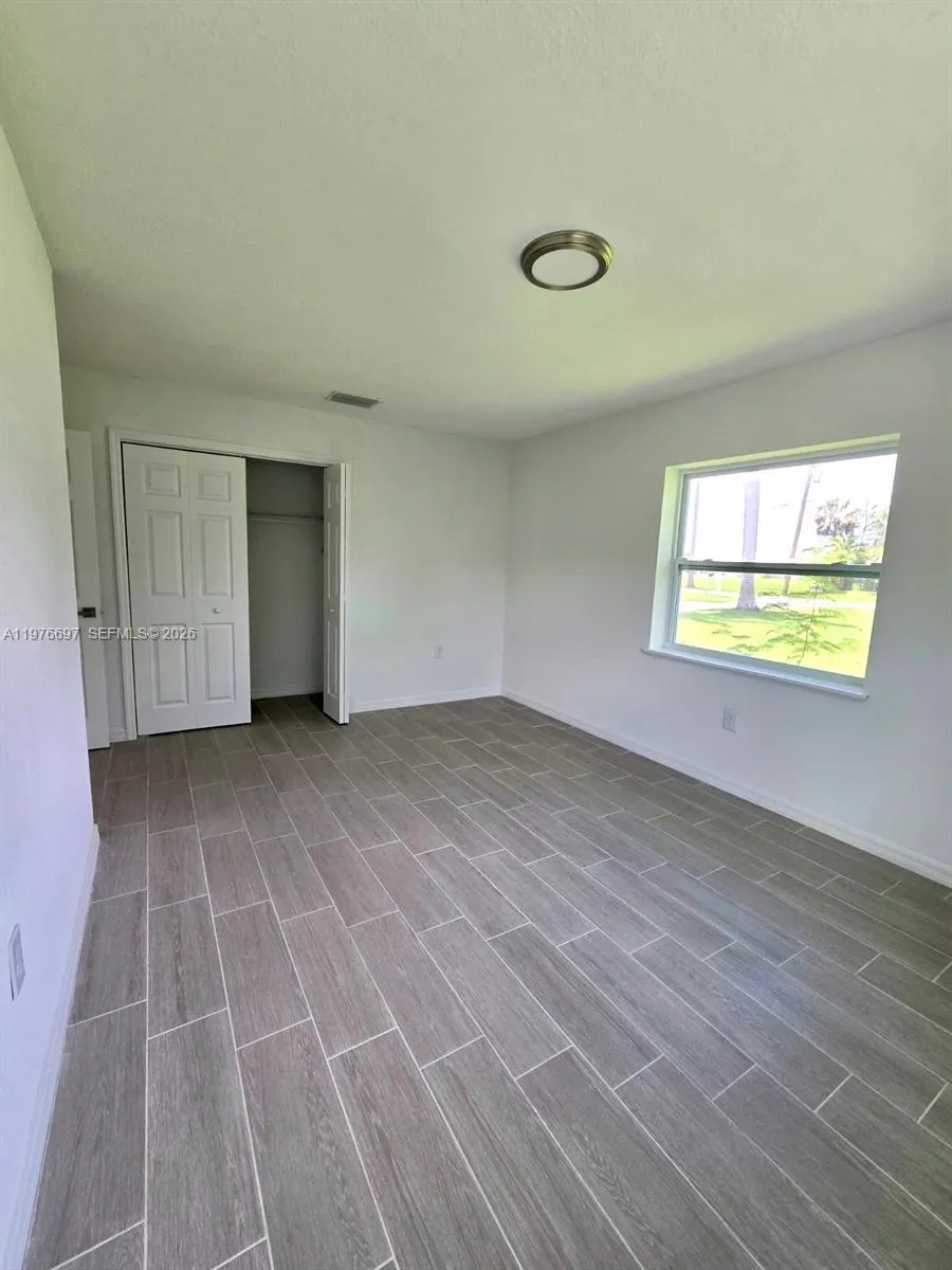 4438 E Riverside Drive Fort Myers, FL 33905