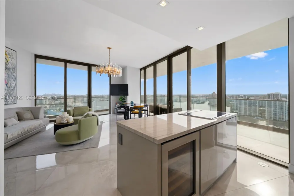 18975 Collins Ave #3205 Sunny Isles Beach, FL 33160