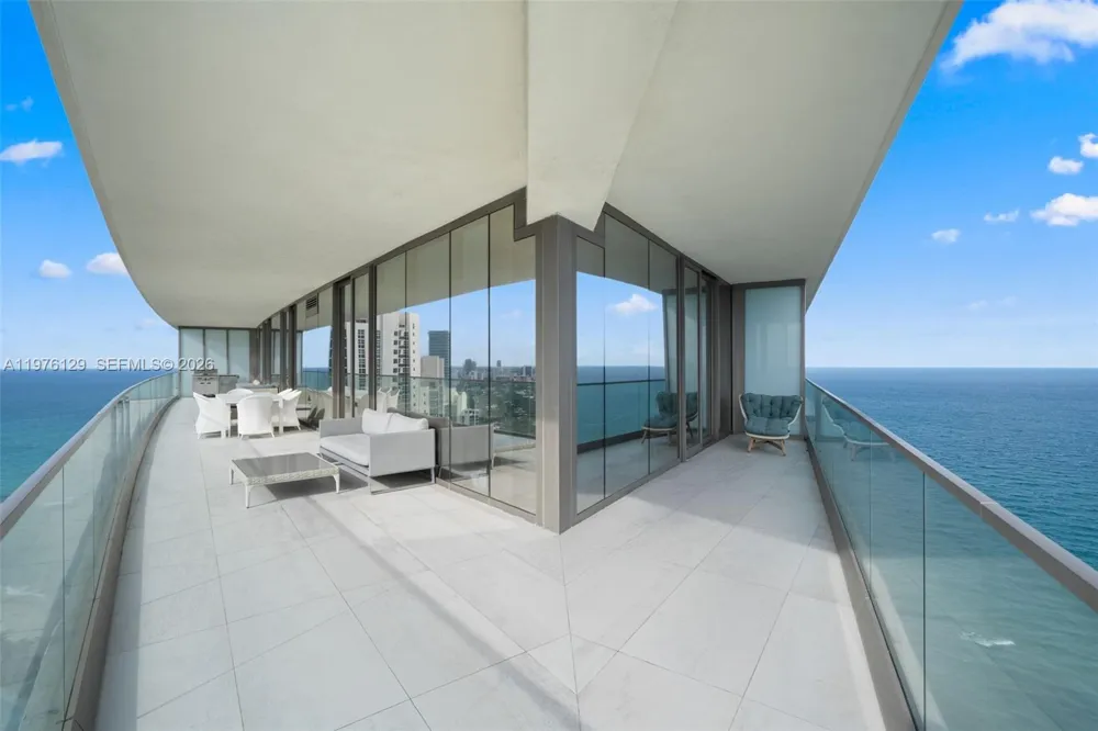 18975 Collins Ave #3205 Sunny Isles Beach, FL 33160