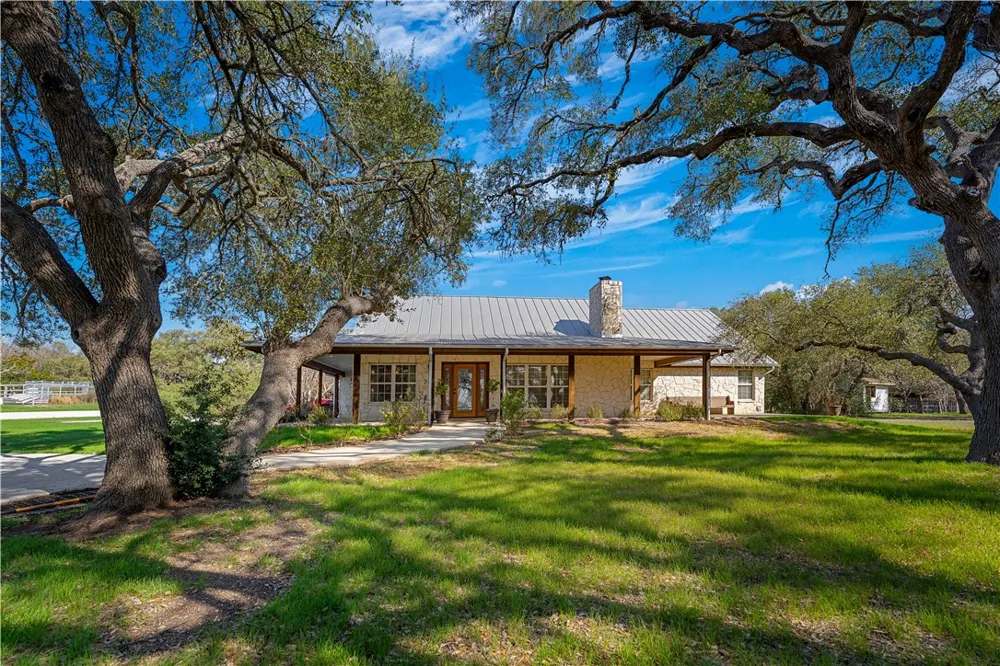 2444 Purgatory Road New Braunfels, TX 78132