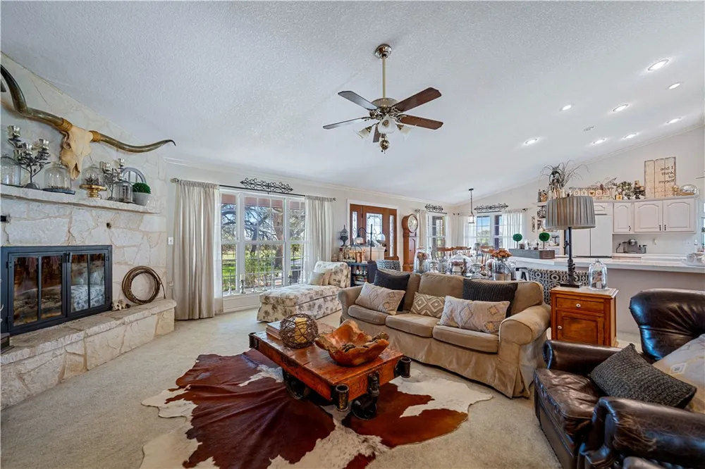 2444 Purgatory Road New Braunfels, TX 78132