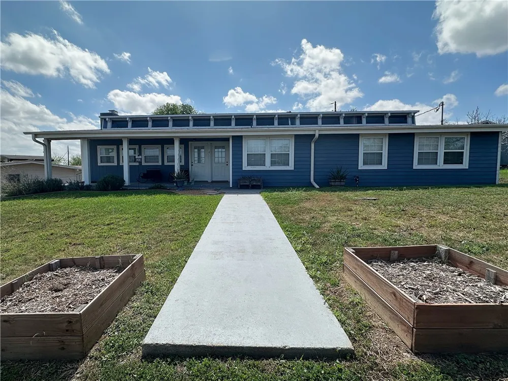 147 Trail Ridge Sandia, TX 78383