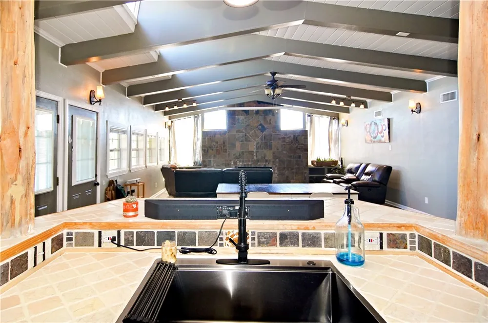 147 Trail Ridge Sandia, TX 78383