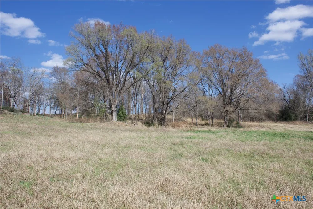 132 Highland Drive Cameron, TX 76520