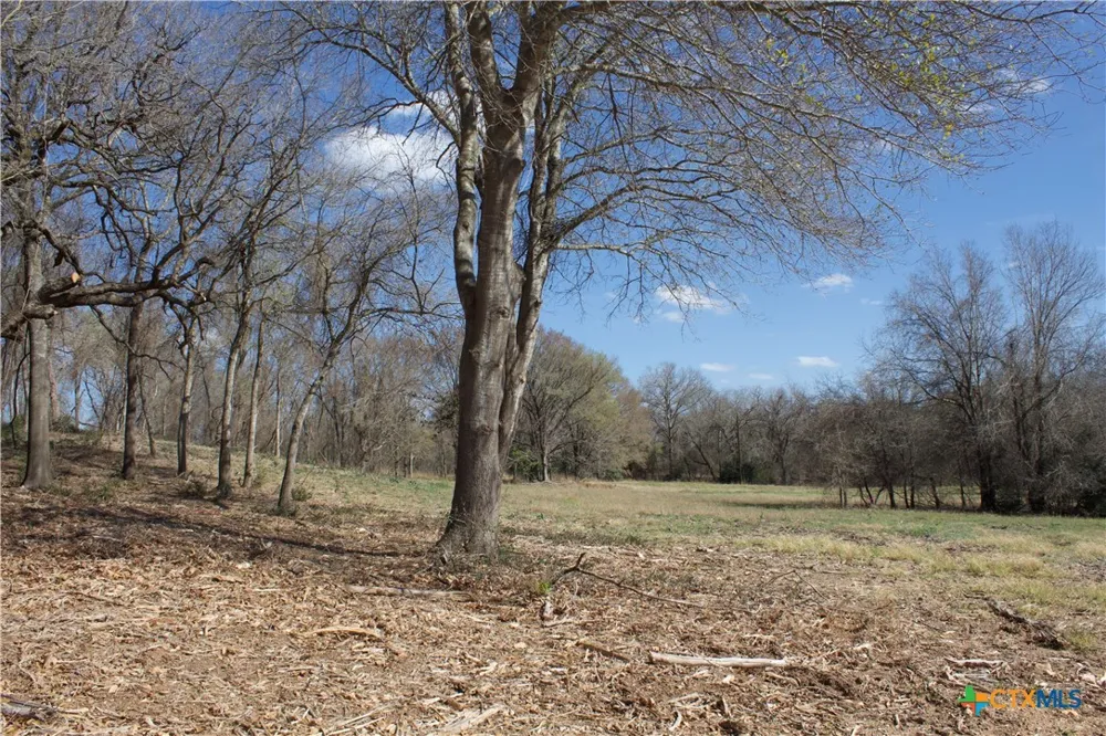 132 Highland Drive Cameron, TX 76520