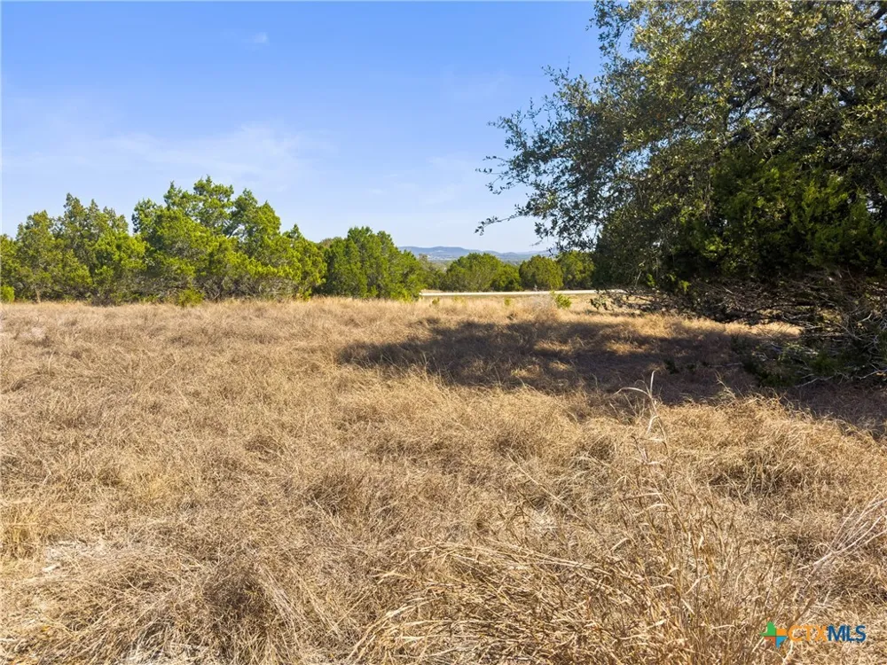 1046 Buckskin Trail Bandera, TX 78003