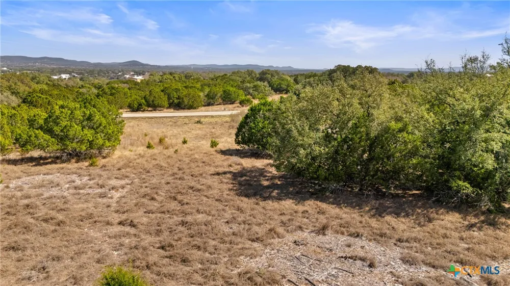 1046 Buckskin Trail Bandera, TX 78003