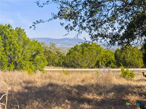 1046 Buckskin Trail