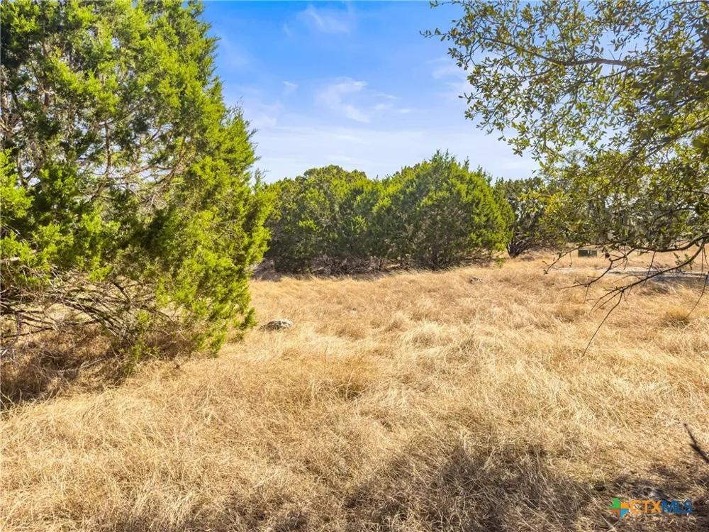 1046 Buckskin Trail Bandera, TX 78003
