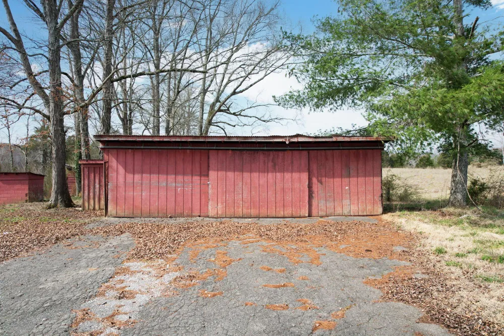 305 County Road 180 Athens, TN 37303