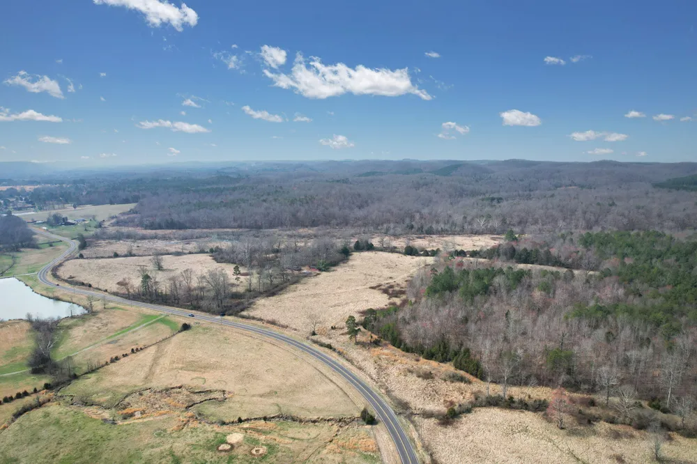 305 County Road 180 Athens, TN 37303