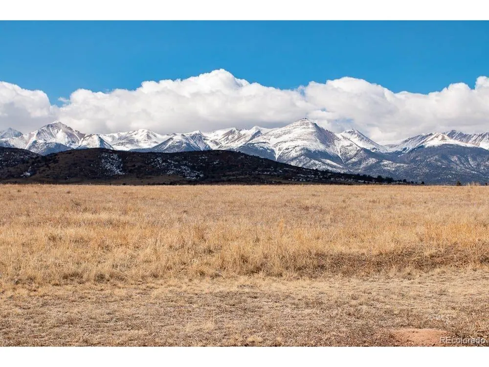 415 Oak Grove Circle Westcliffe, CO 81252